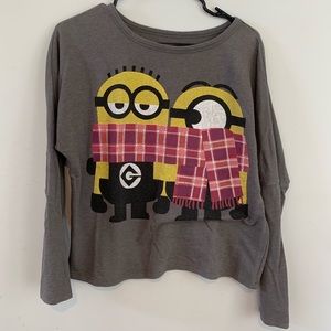 Despicable Me minions sweater. Size M